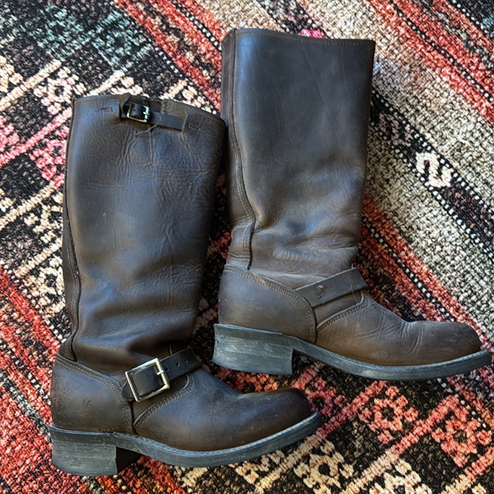 Frye Dark Brown Leather Engineer 12R Women’s Boots